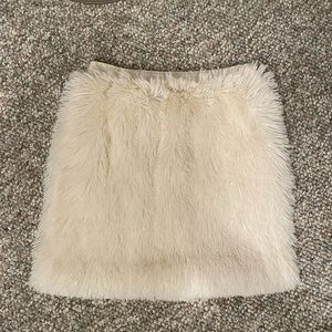 White Fluffy Soft Faux Fur Mini Skirt - Never Worn